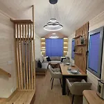 Tiny House Ingo John 'speedy' Vakantiehuis Sandstedt