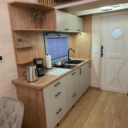 Tiny House Ingo John 'speedy' * Sandstedt