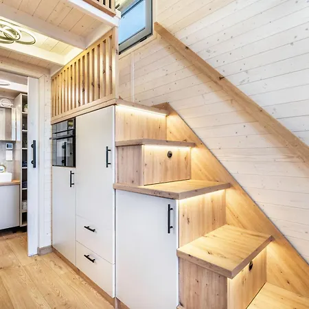 Tiny House Ingo John 'speedy' *